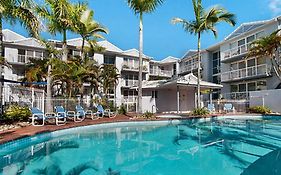 Champelli Palms Apartments